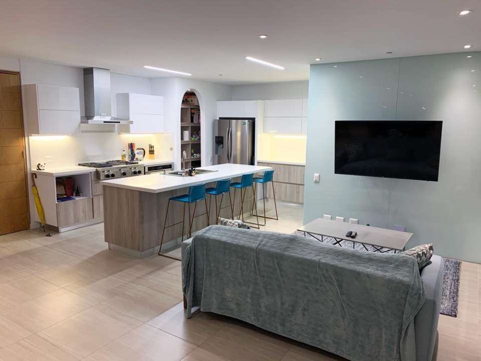 Venta Apartamento El Tesoro